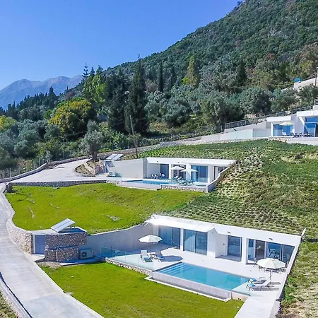Apaggio Gaia فيلة نيدري